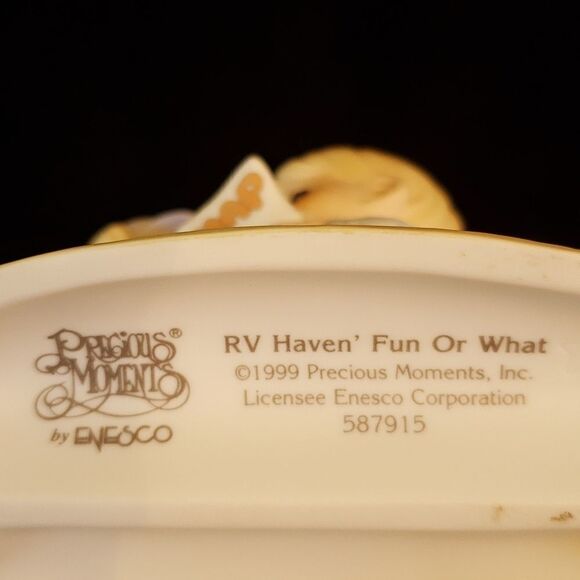 Vintage Enesco Precious Moments Porcelain Figurine 1999 "RV Haven' Fun or What" - Picture 8 of 9